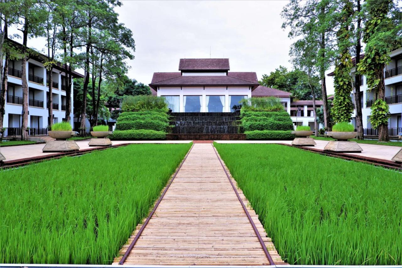 Si Maha Phot Tawa Ravadee Resort Prachinburi, A Member Of Worldhotels Distinctive מראה חיצוני תמונה