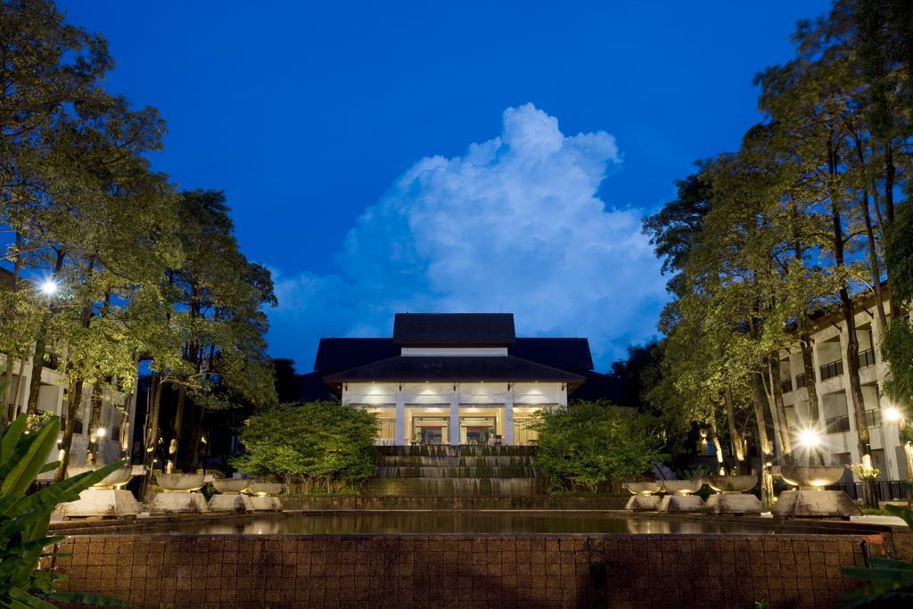 Si Maha Phot Tawa Ravadee Resort Prachinburi, A Member Of Worldhotels Distinctive מראה חיצוני תמונה