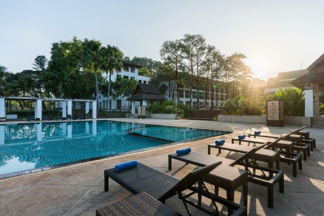 Si Maha Phot Tawa Ravadee Resort Prachinburi, A Member Of Worldhotels Distinctive מראה חיצוני תמונה