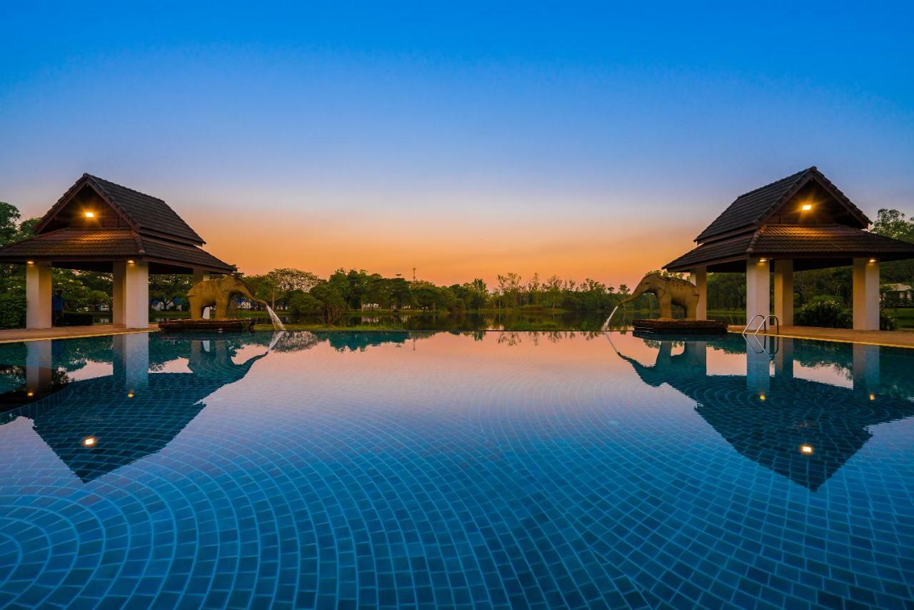 Si Maha Phot Tawa Ravadee Resort Prachinburi, A Member Of Worldhotels Distinctive מראה חיצוני תמונה
