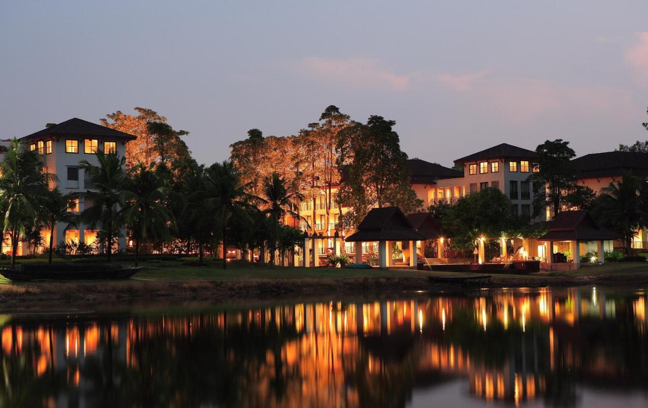 Si Maha Phot Tawa Ravadee Resort Prachinburi, A Member Of Worldhotels Distinctive מראה חיצוני תמונה